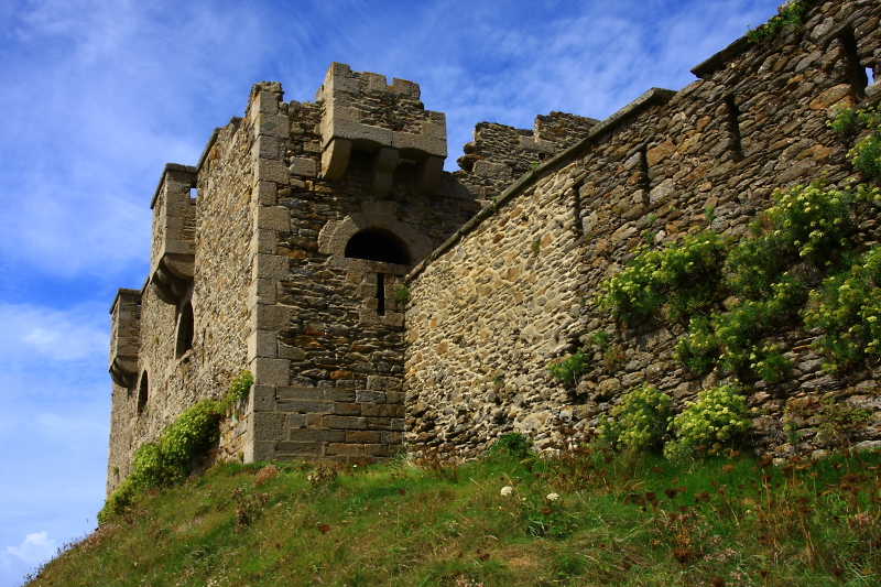 Pevnost Kerm na ostrůvku.