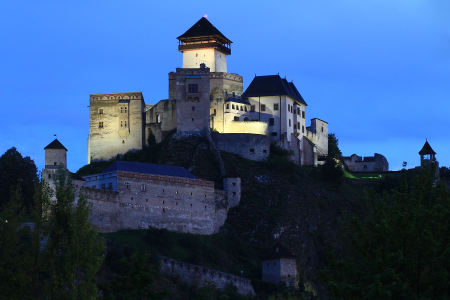 Treniansky hrad.